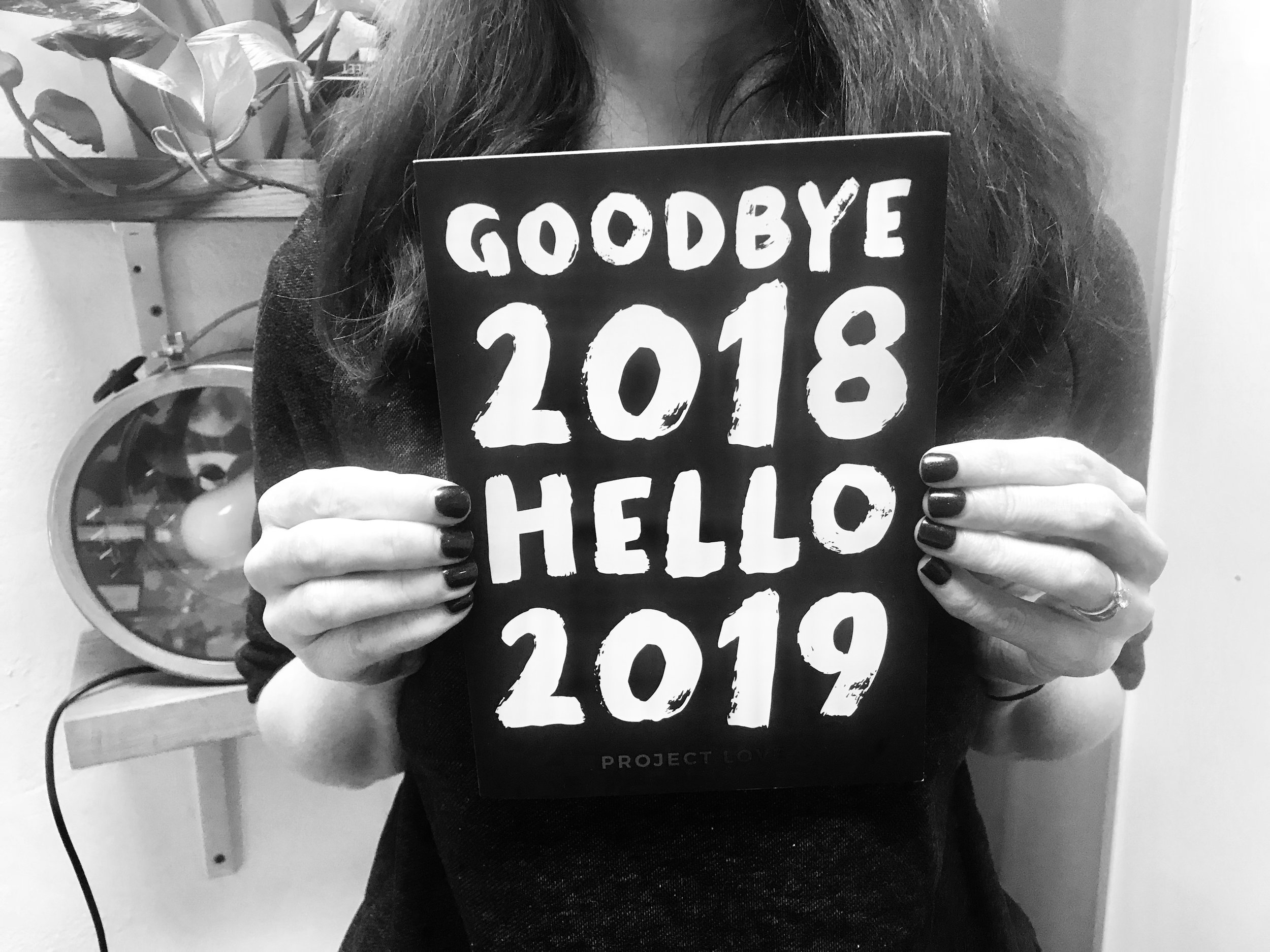 Goodbye 2019 - Hello 2020 - Mary Christmas & Happy New Year 2020